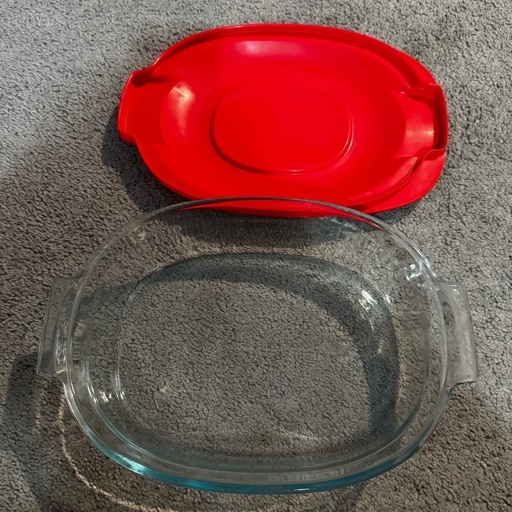 Pyrex ware 5qt